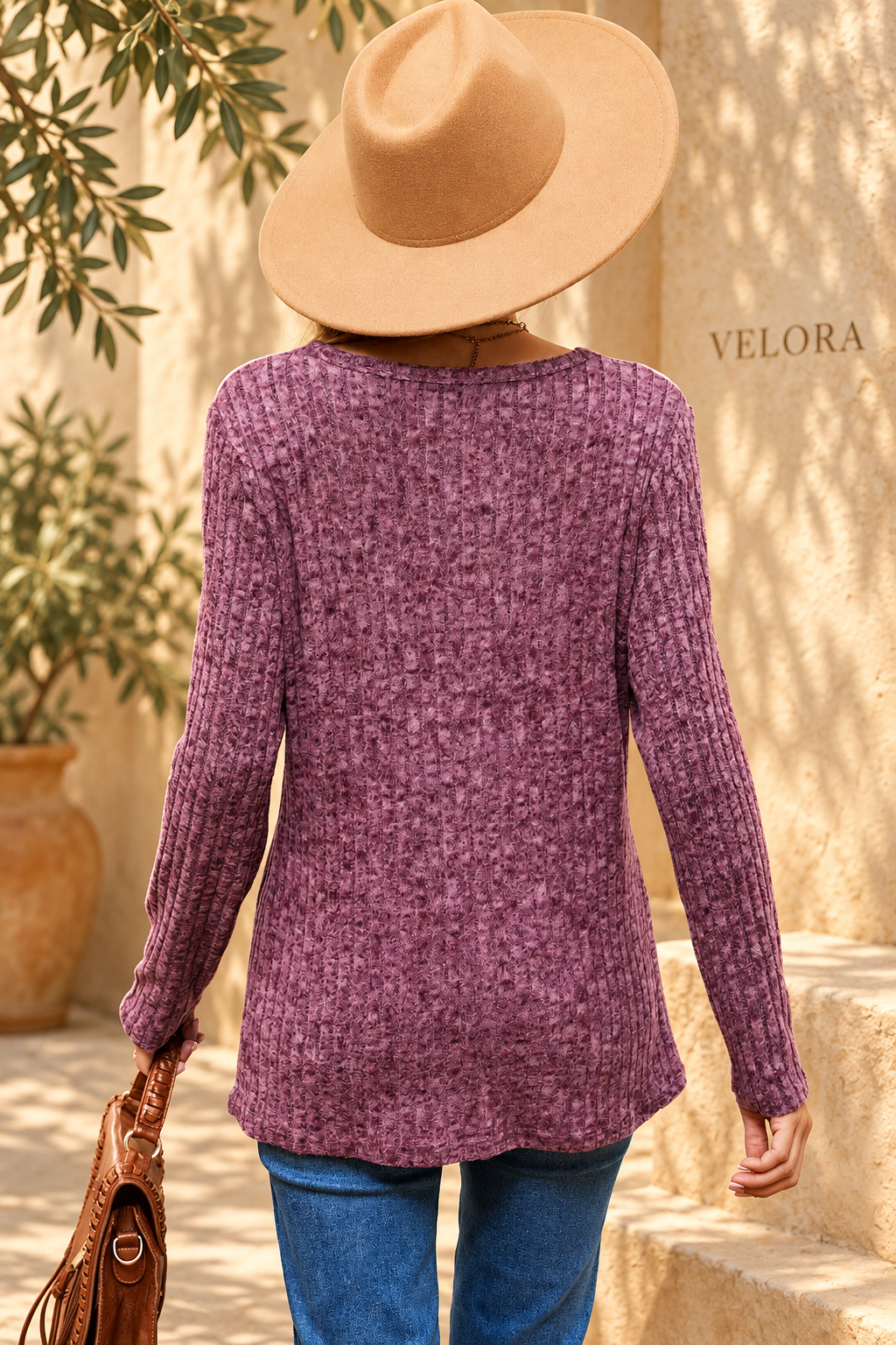 VELORA eyelet ribbed top look 24 on Mediterranean plaster