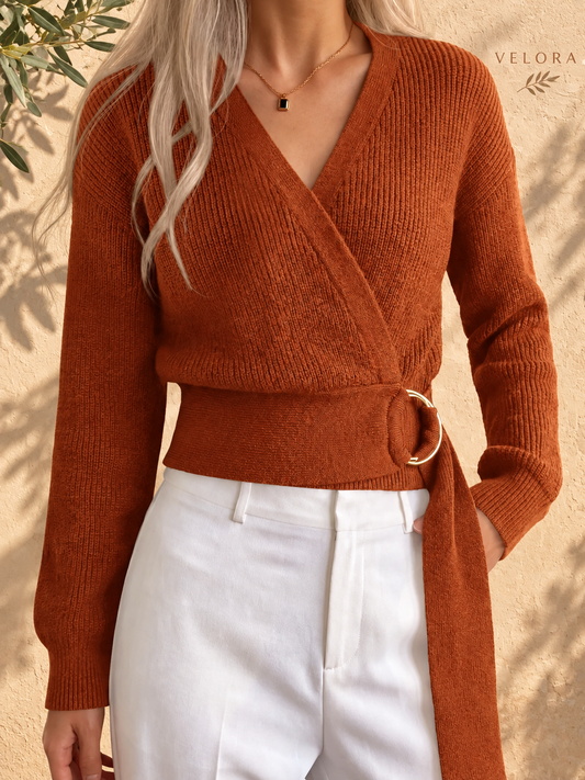 VELORA metal-ring sweater look 1 on Mediterranean plaster