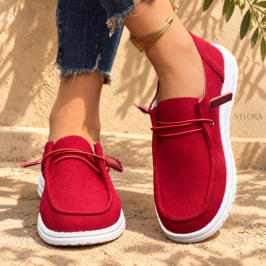 VELORA slip-ons look 1 on Mediterranean plaster
