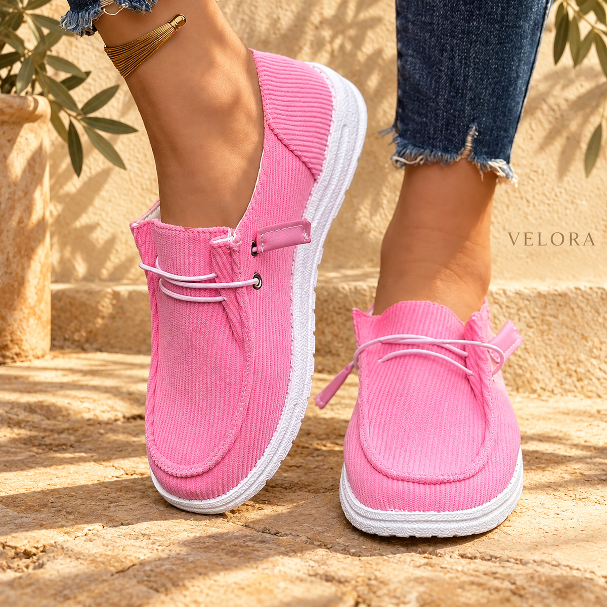 VELORA slip-ons look 4 on Mediterranean plaster