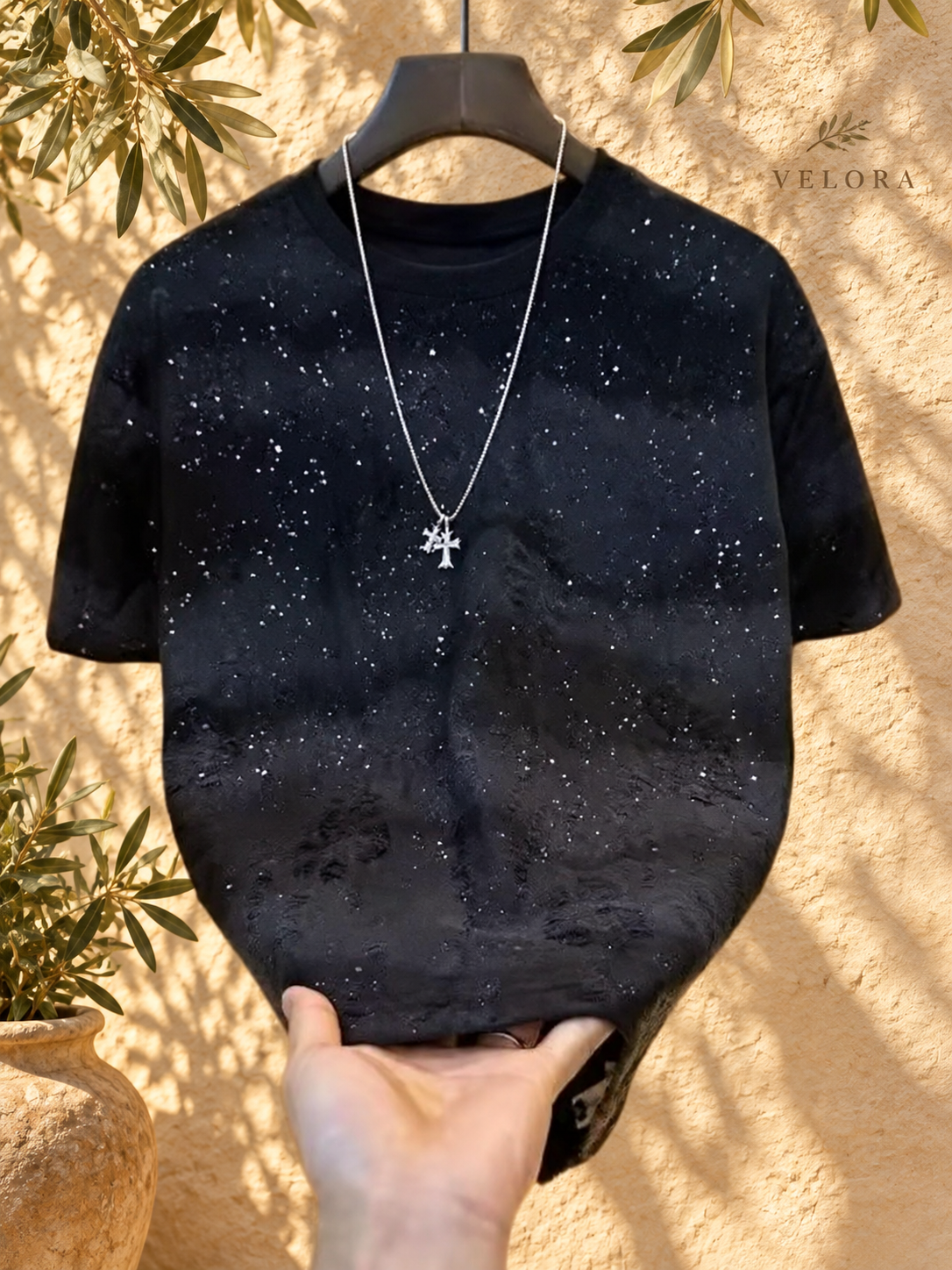 Men's Distressed Short Sleeve T-Shirt – Black – VELORA Mediterranean